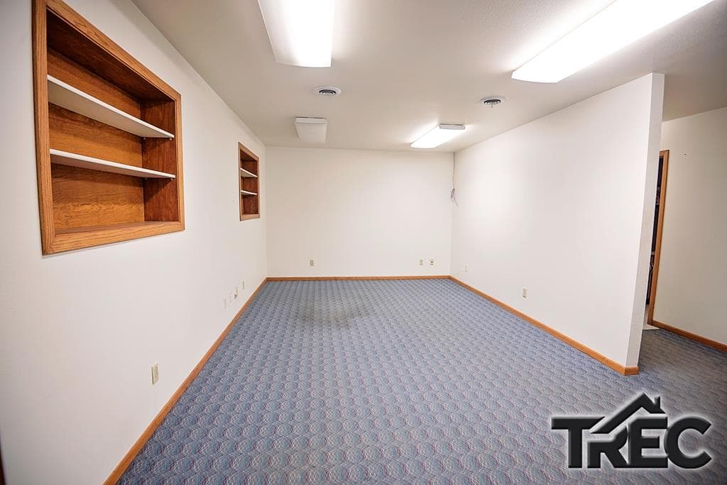 415 Alan Rd — photo 24 of 41