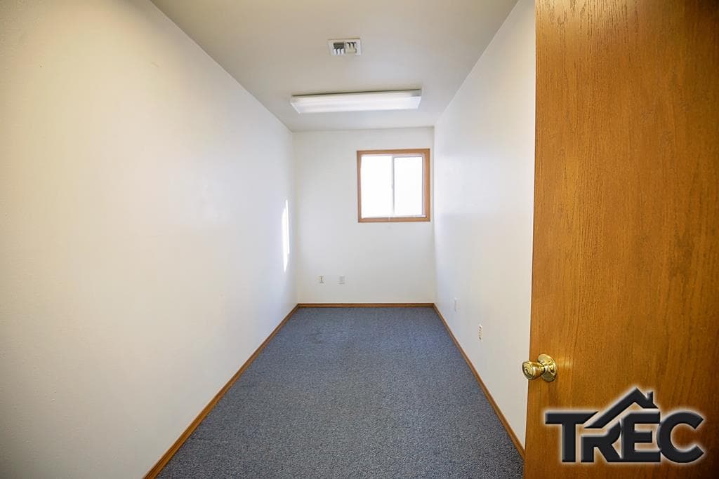 415 Alan Rd — photo 26 of 41