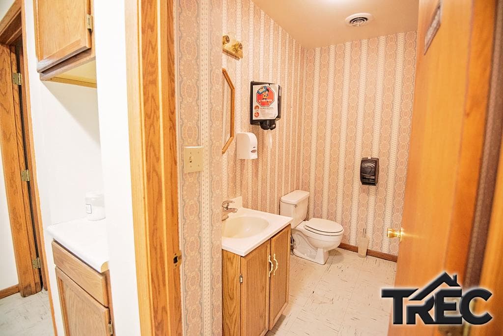 415 Alan Rd — photo 27 of 41