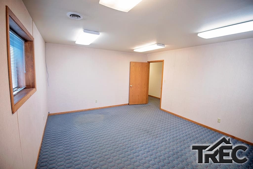 415 Alan Rd — photo 32 of 41