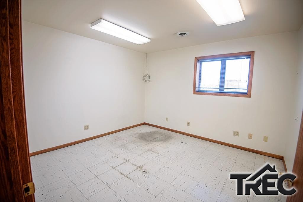 415 Alan Rd — photo 37 of 41