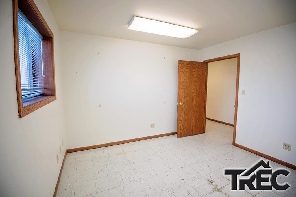 415 Alan Rd — photo 39 of 41