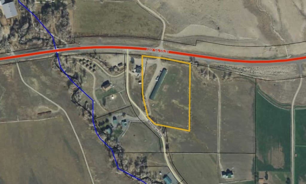 3656 North Fork Hwy — photo 2 of 21