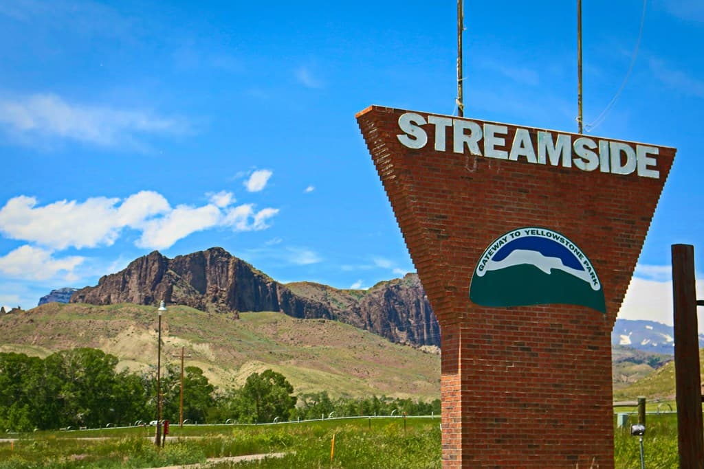 3656 North Fork Hwy — photo 3 of 21