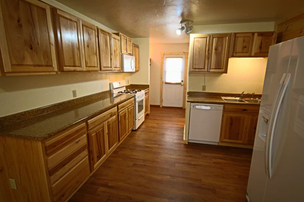 3656 North Fork Hwy — photo 8 of 21