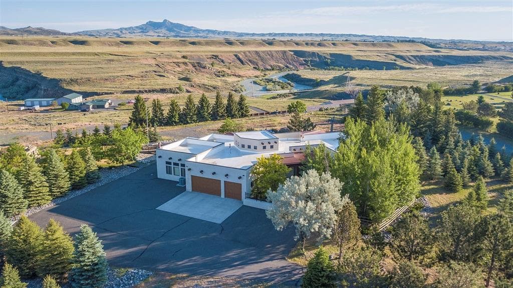 1531 Gulch St — photo 4 of 52