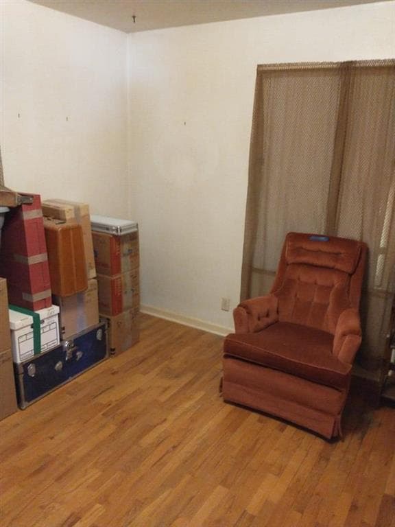 2532 Big Horn Ave — photo 13 of 20