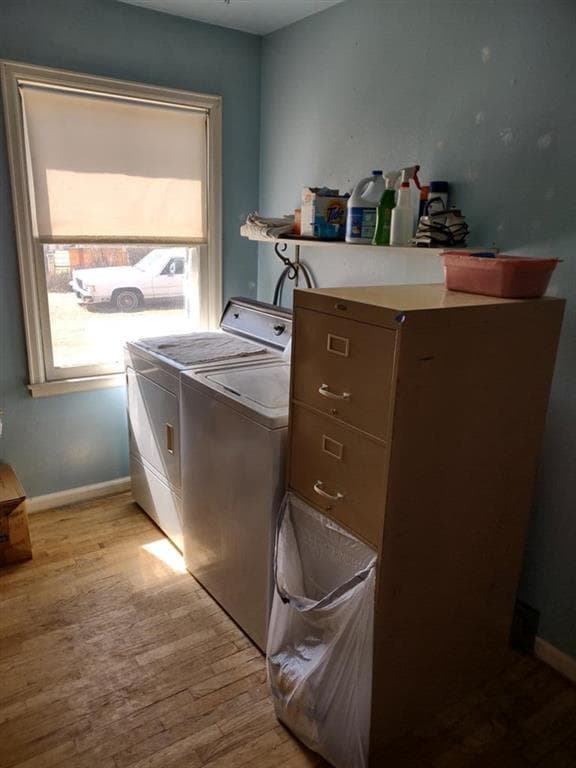 2532 Big Horn Ave — photo 4 of 20