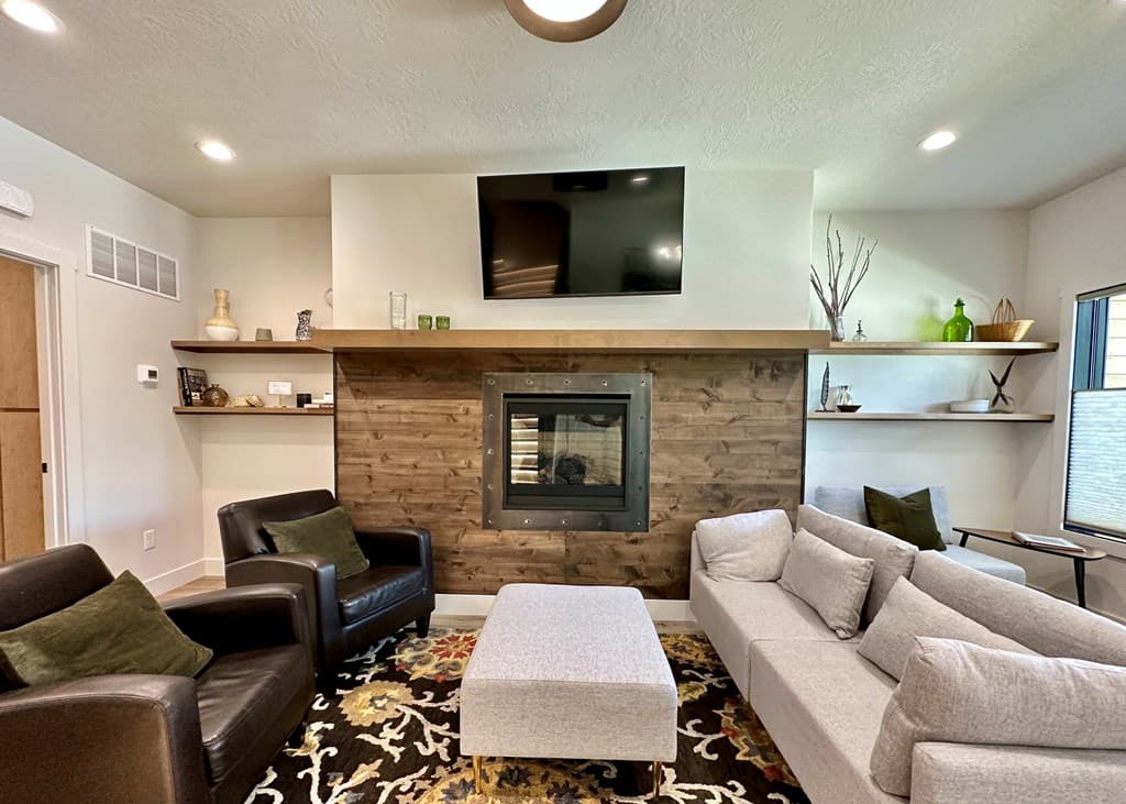 1228 12th St photo 1