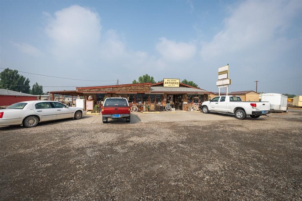 1336 N 6th St photo 1