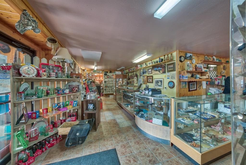 1336 N 6th St — photo 9 of 27