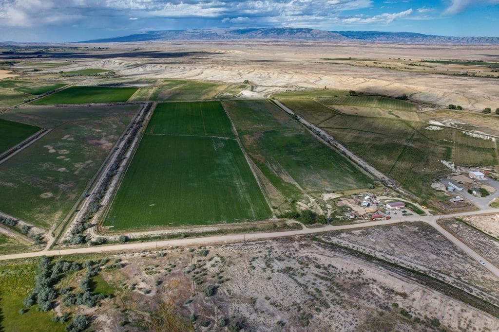 359 Lane 7 1/2 — photo 6 of 17