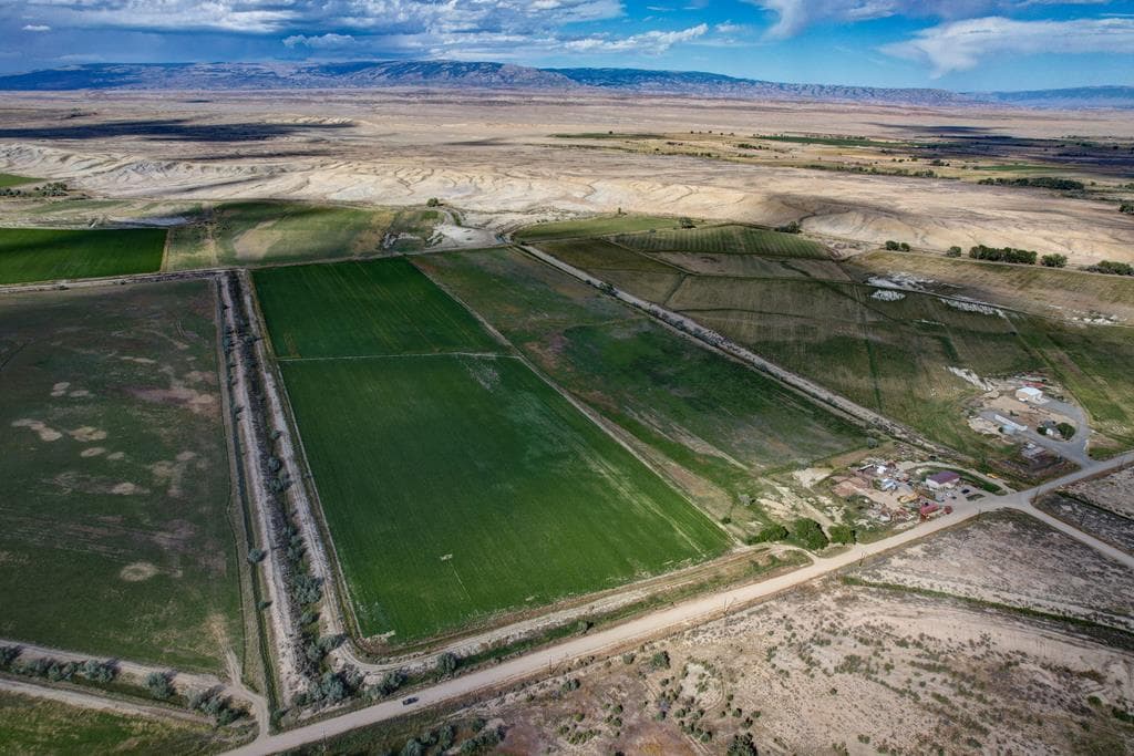 359 Lane 7 1/2 — photo 7 of 17