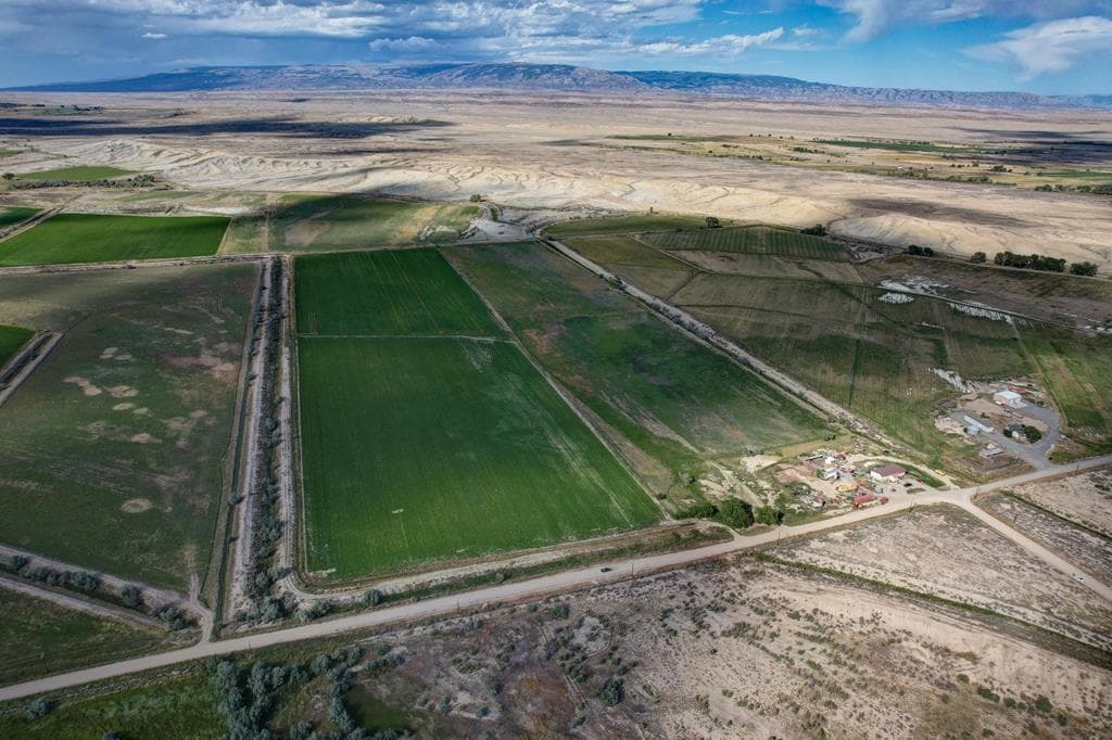 359 Lane 7 1/2 — photo 8 of 17