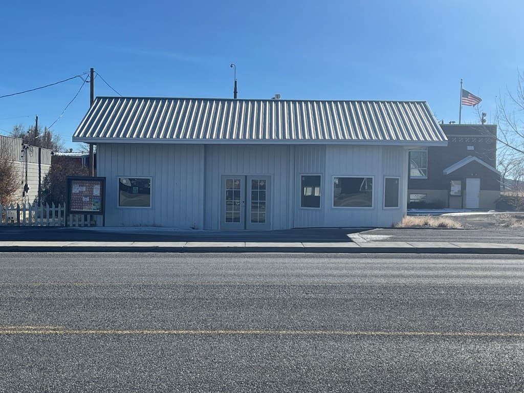 110 E Main St — photo 2 of 12