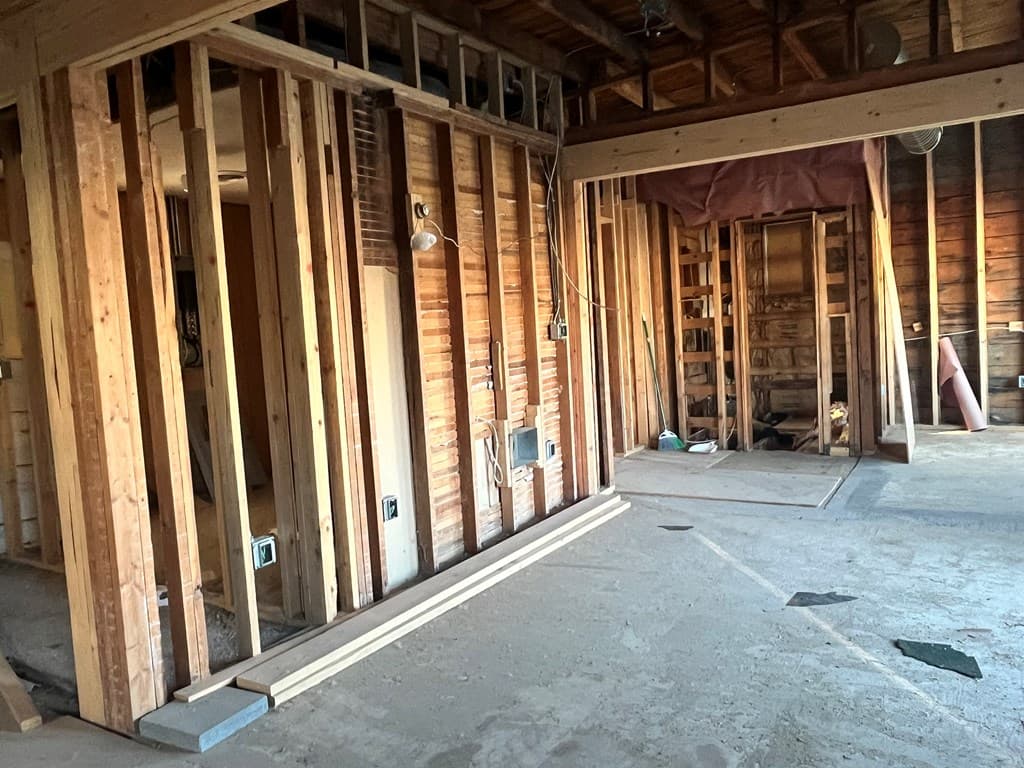 110 E Main St — photo 6 of 12