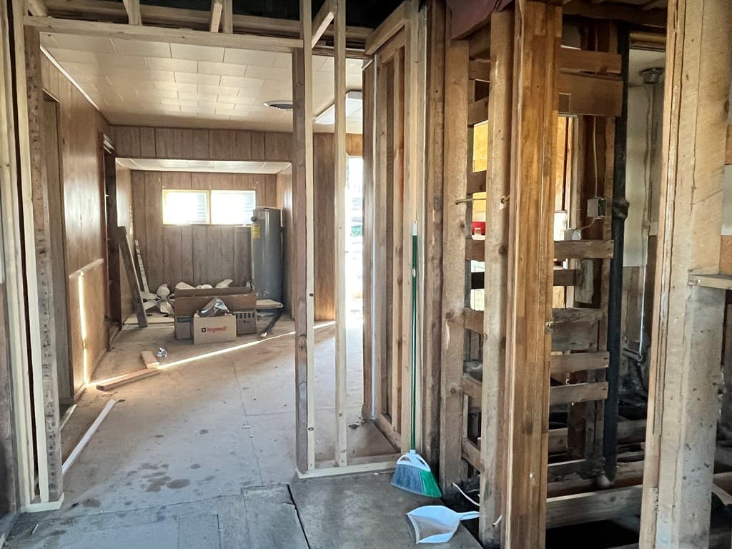 110 E Main St — photo 8 of 12