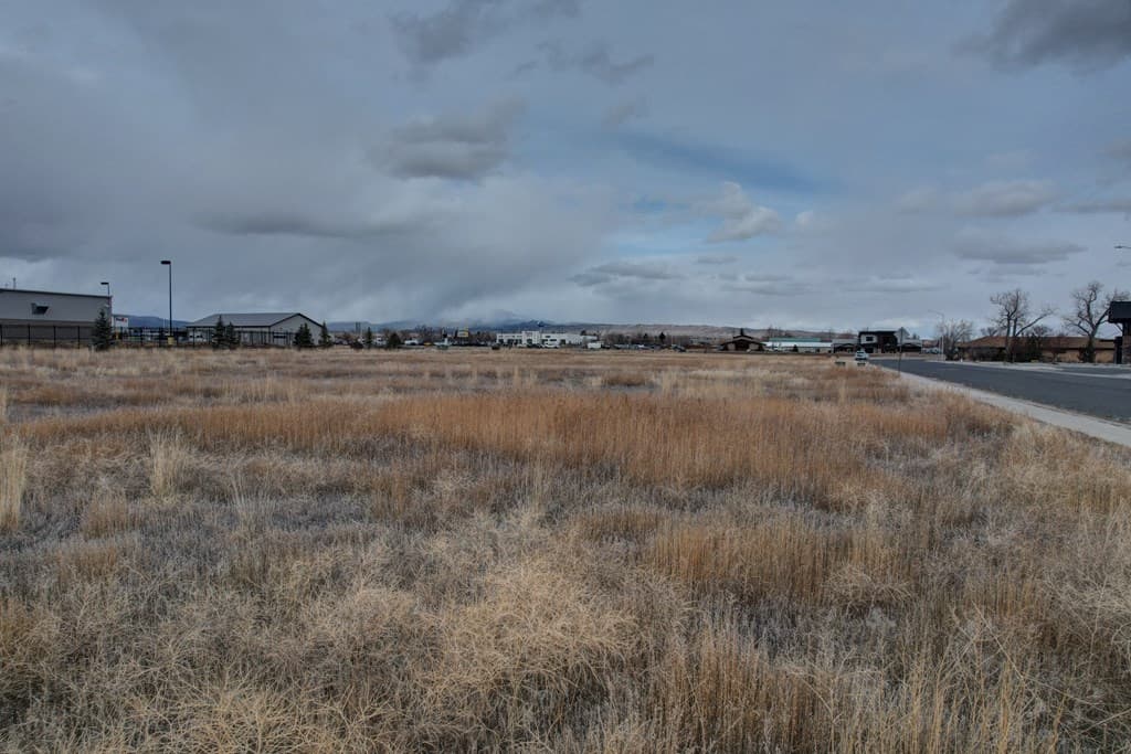 TBD 33rd St — photo 8 of 12