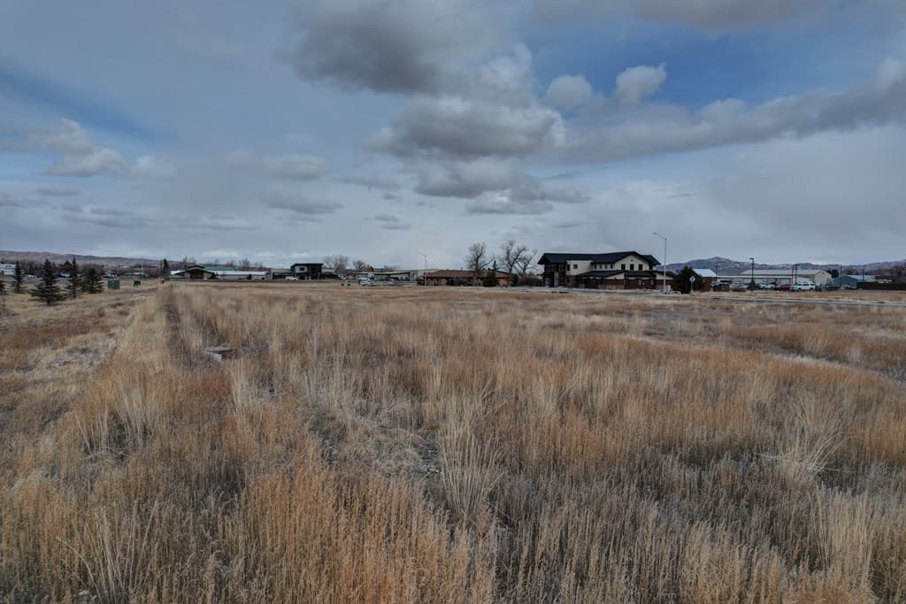 TBD 33rd St — photo 9 of 12