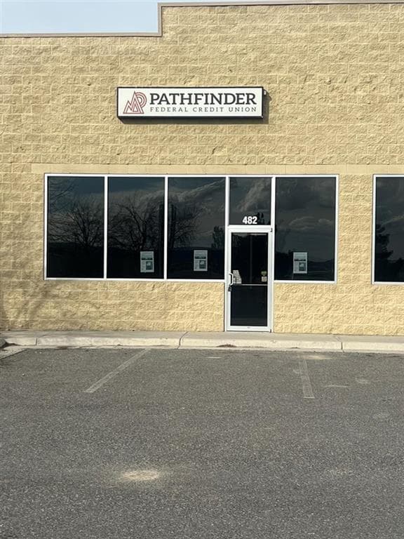 482 Mountain View Dr photo 1