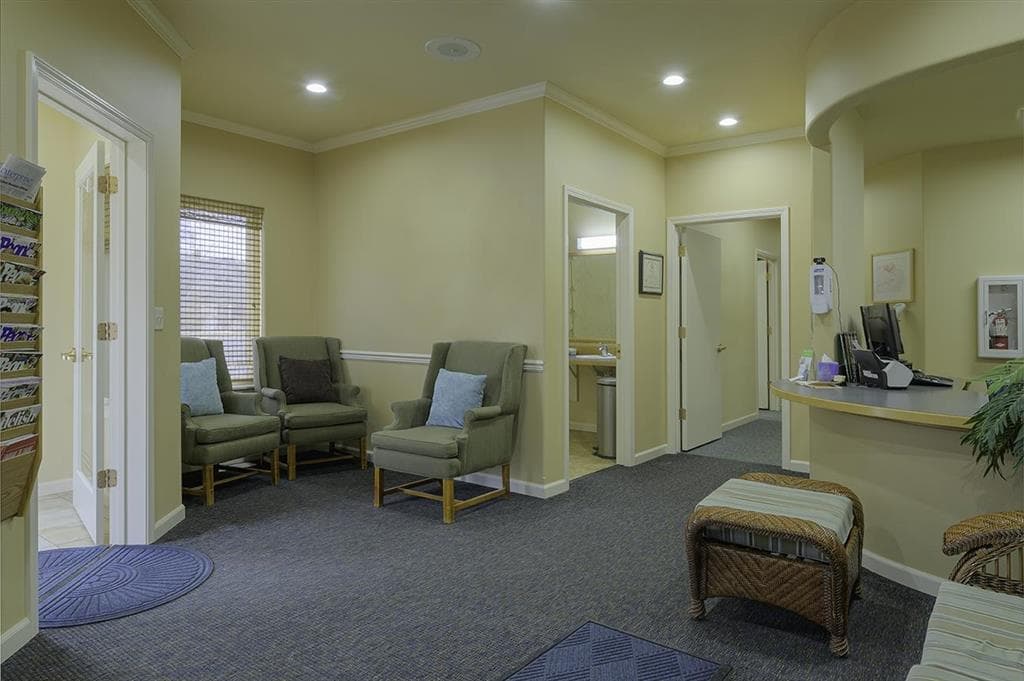 1443 Beck Ave — photo 14 of 49