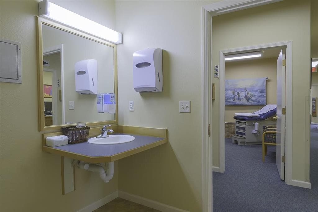 1443 Beck Ave — photo 29 of 49