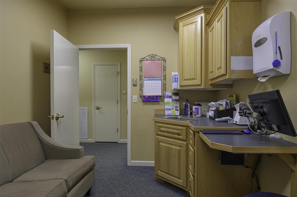 1443 Beck Ave — photo 35 of 49