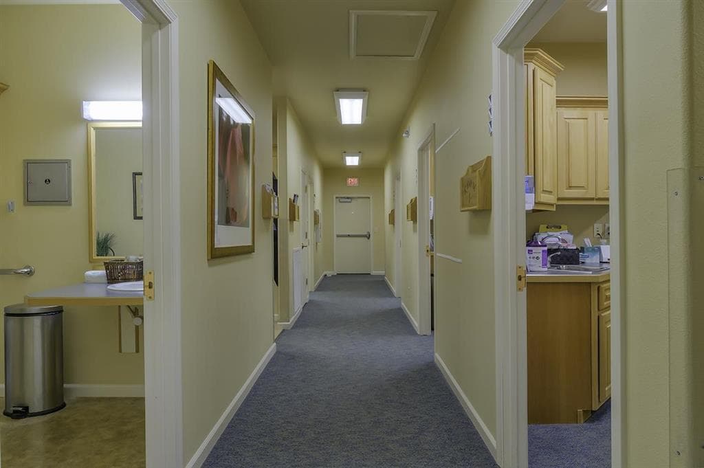 1443 Beck Ave — photo 42 of 49