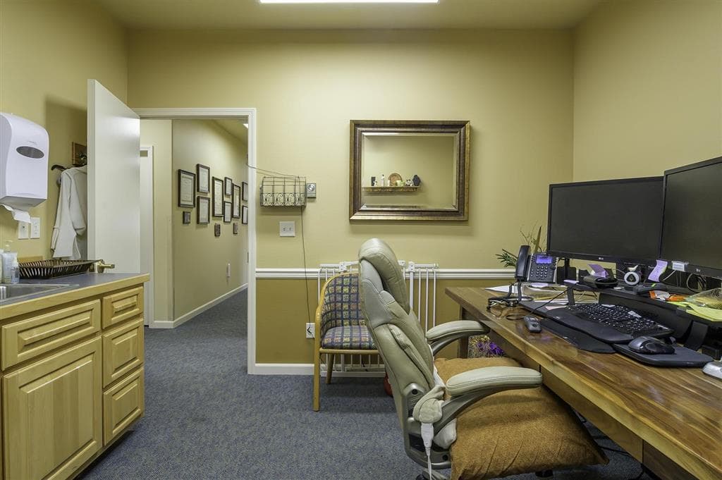 1443 Beck Ave — photo 43 of 49