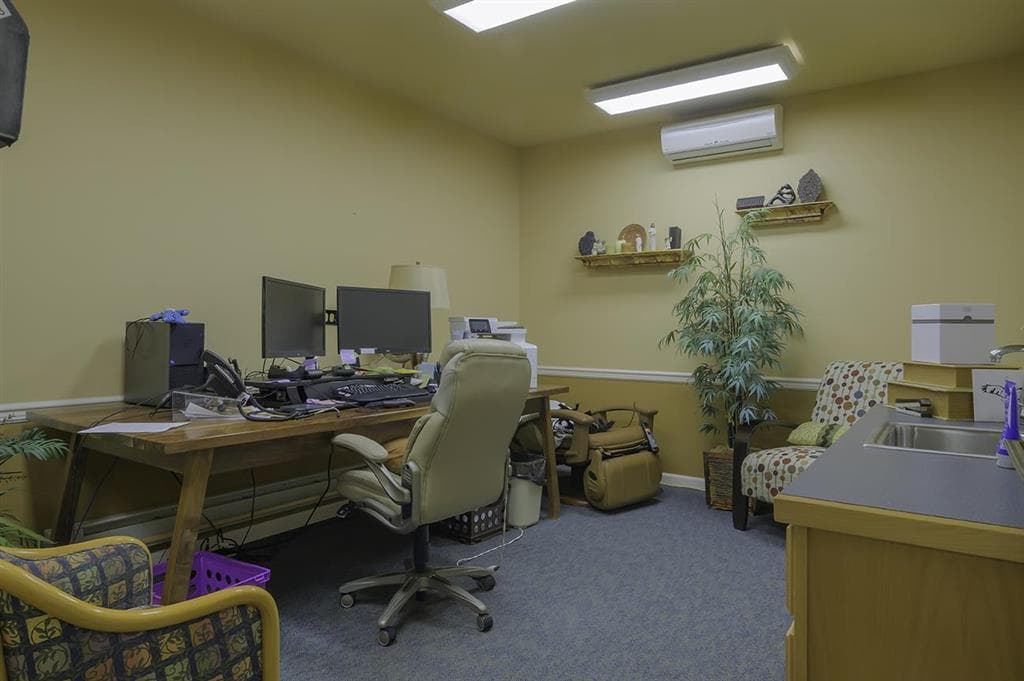 1443 Beck Ave — photo 46 of 49