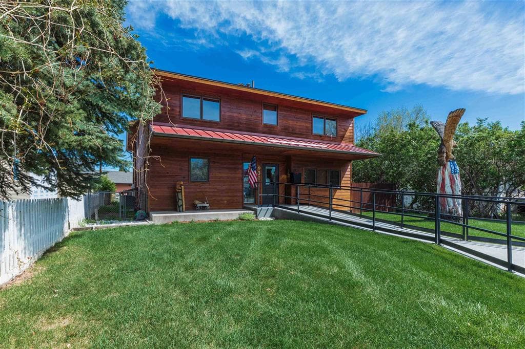 931 Rumsey Ave photo 1