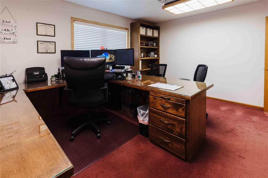 931 Rumsey Ave — photo 17 of 35