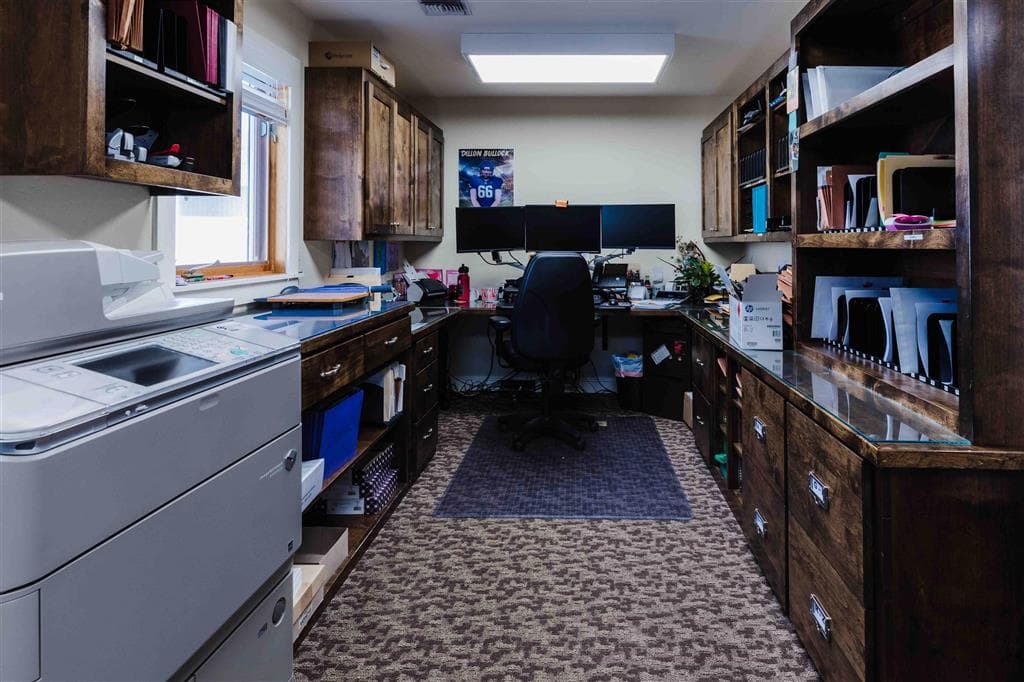 931 Rumsey Ave — photo 5 of 35