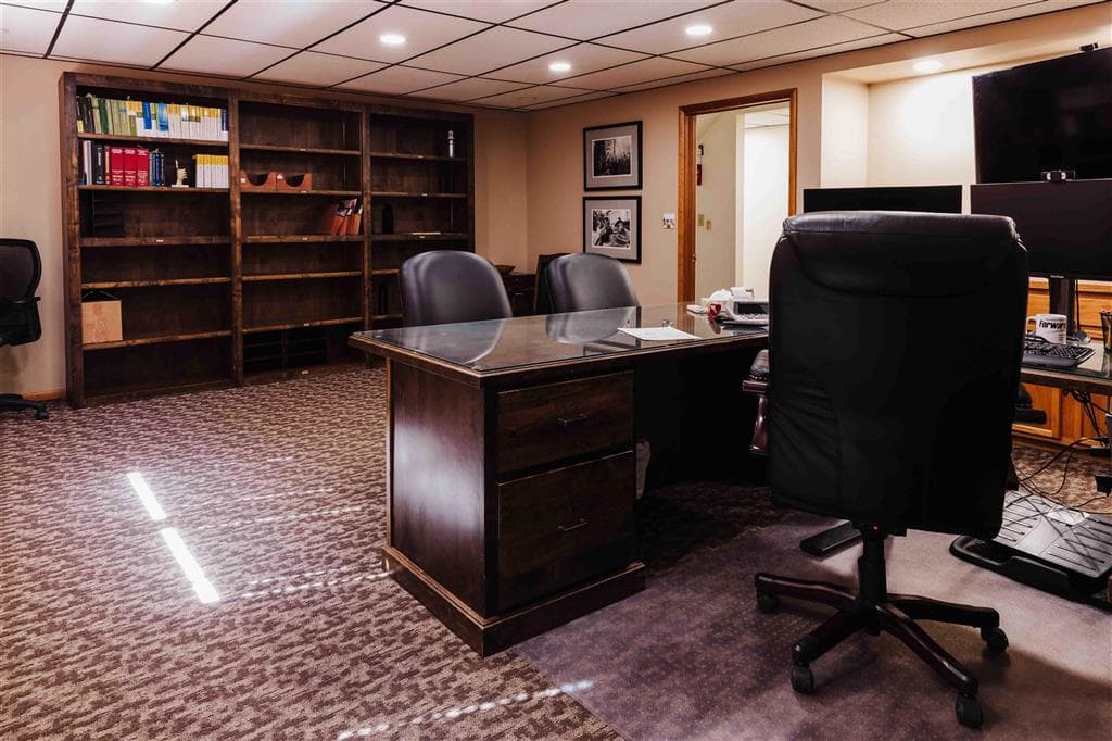 931 Rumsey Ave — photo 9 of 35