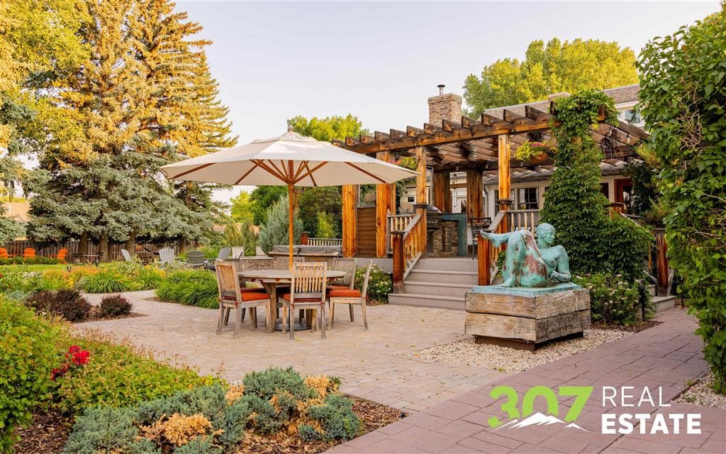 1420 Meadow Ln Ave — photo 15 of 119