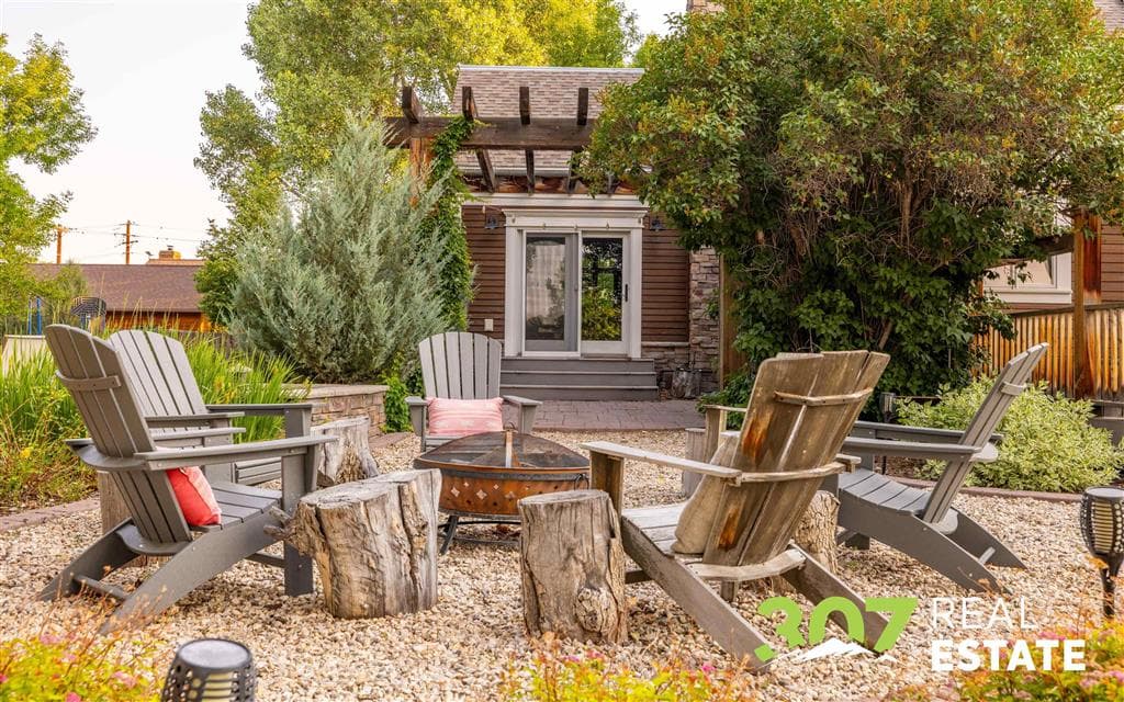 1420 Meadow Ln Ave — photo 16 of 119