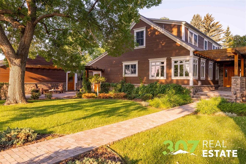 1420 Meadow Ln Ave — photo 4 of 119