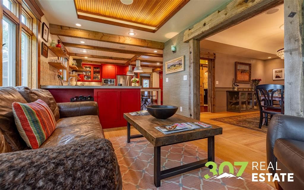 1420 Meadow Ln Ave — photo 32 of 119