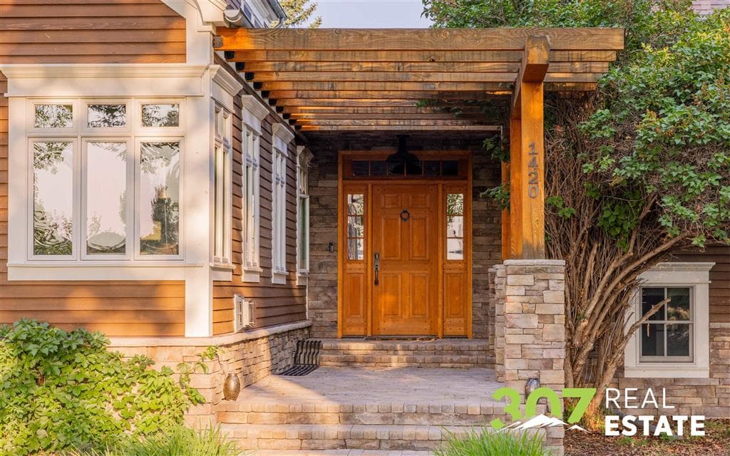 1420 Meadow Ln Ave — photo 5 of 119