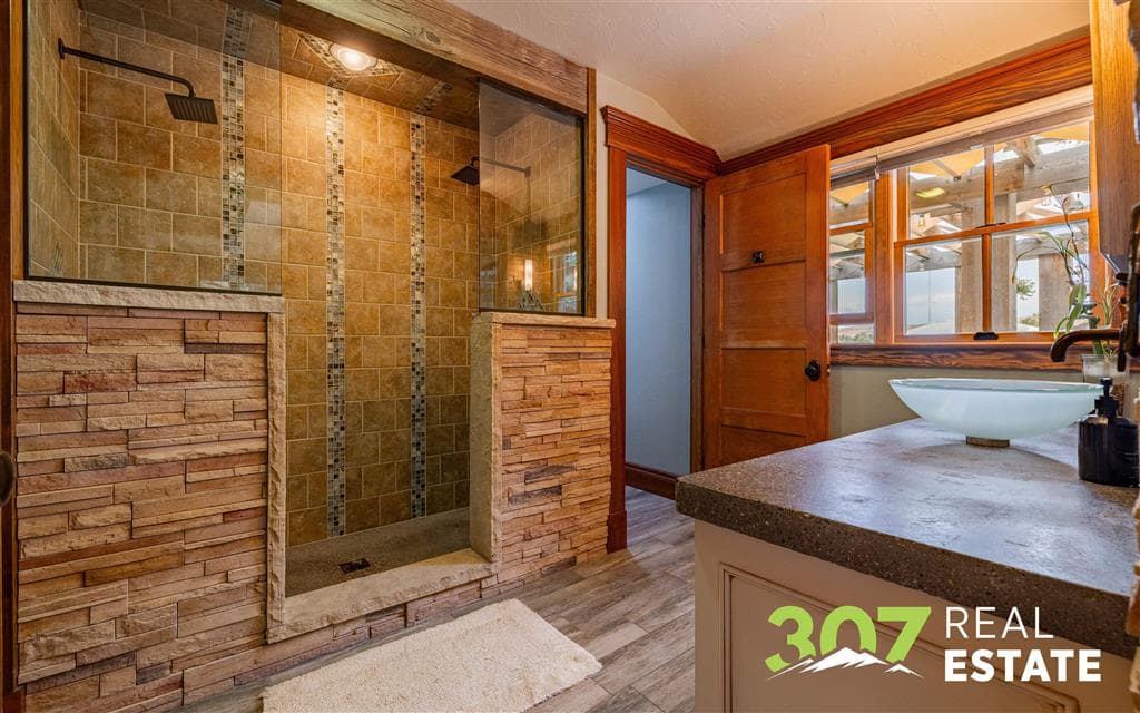 1420 Meadow Ln Ave — photo 42 of 119