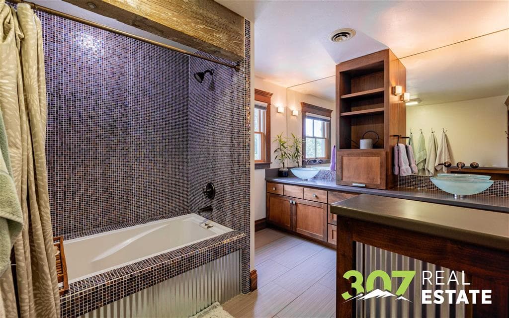 1420 Meadow Ln Ave — photo 68 of 119