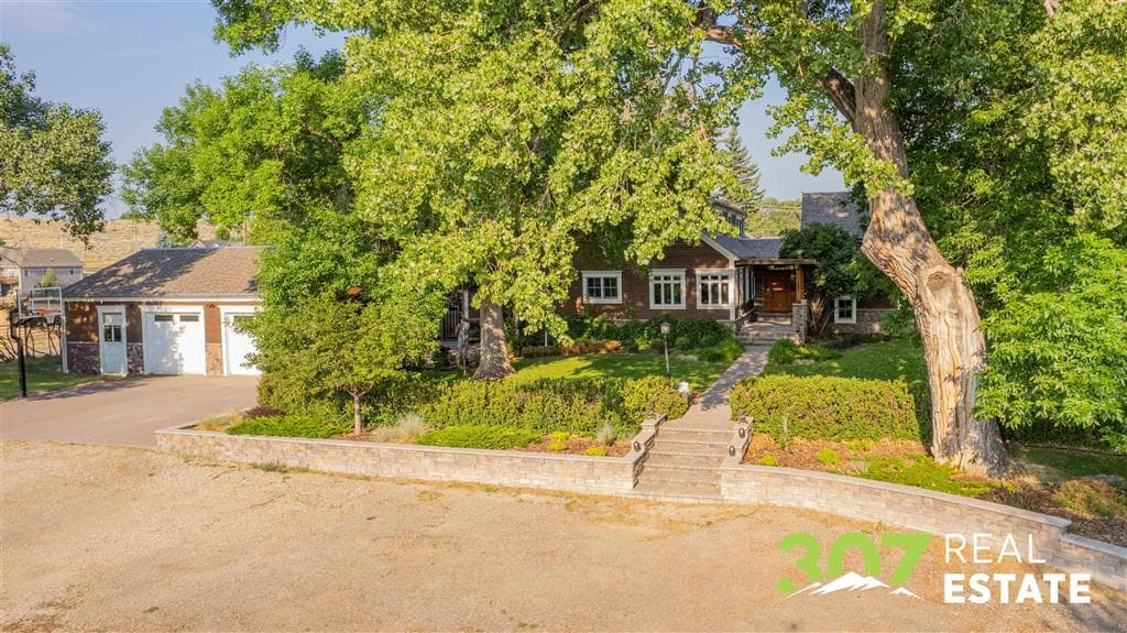 1420 Meadow Ln Ave — photo 9 of 119