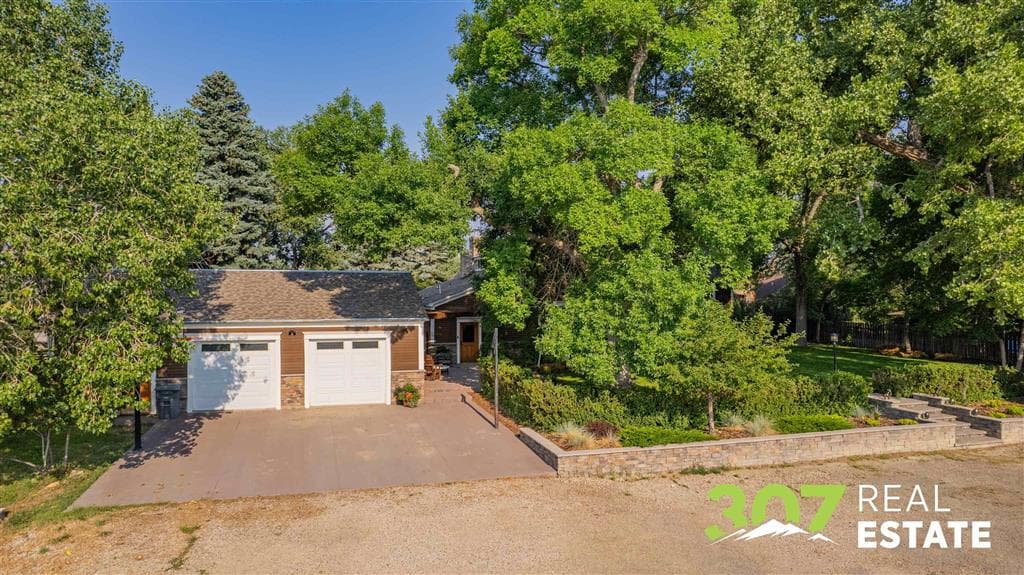 1420 Meadow Ln Ave — photo 10 of 119