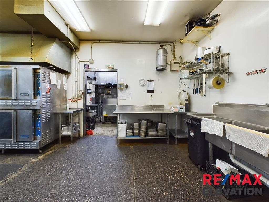 512 Yellowstone Ave — photo 33 of 52