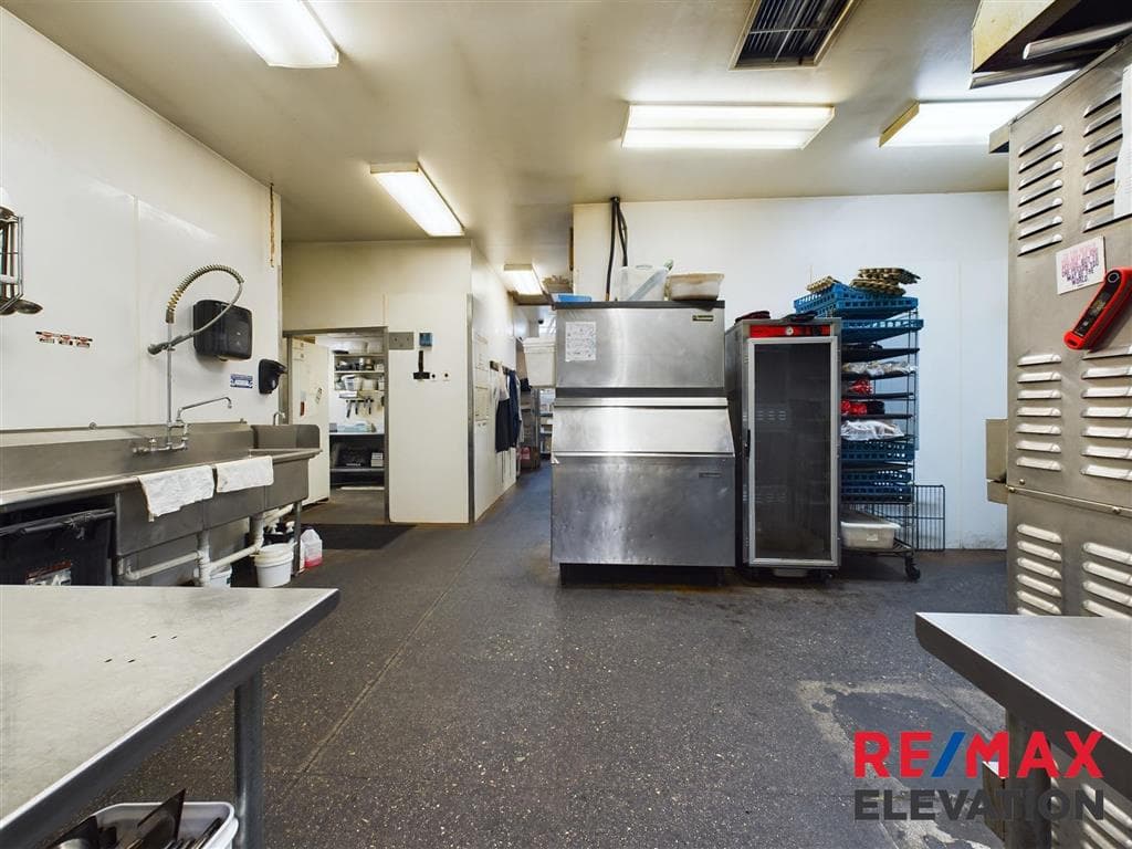 512 Yellowstone Ave — photo 36 of 52