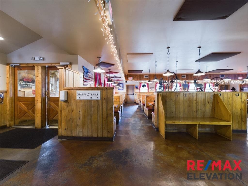 512 Yellowstone Ave — photo 8 of 52