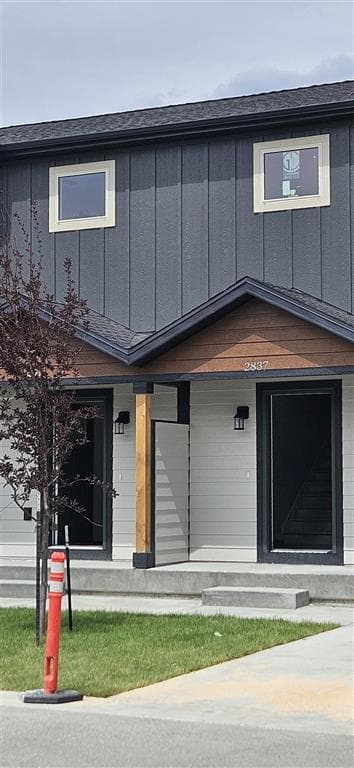 2837 Legacy Lane — photo 3 of 4