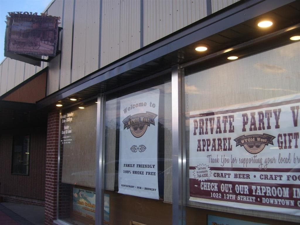 221 N Bent St photo 1