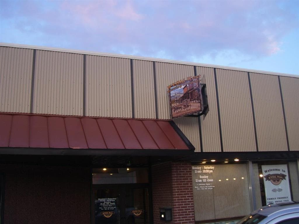 221 N Bent St — photo 2 of 13