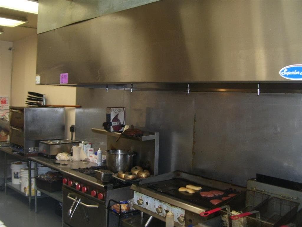 221 N Bent St — photo 5 of 13